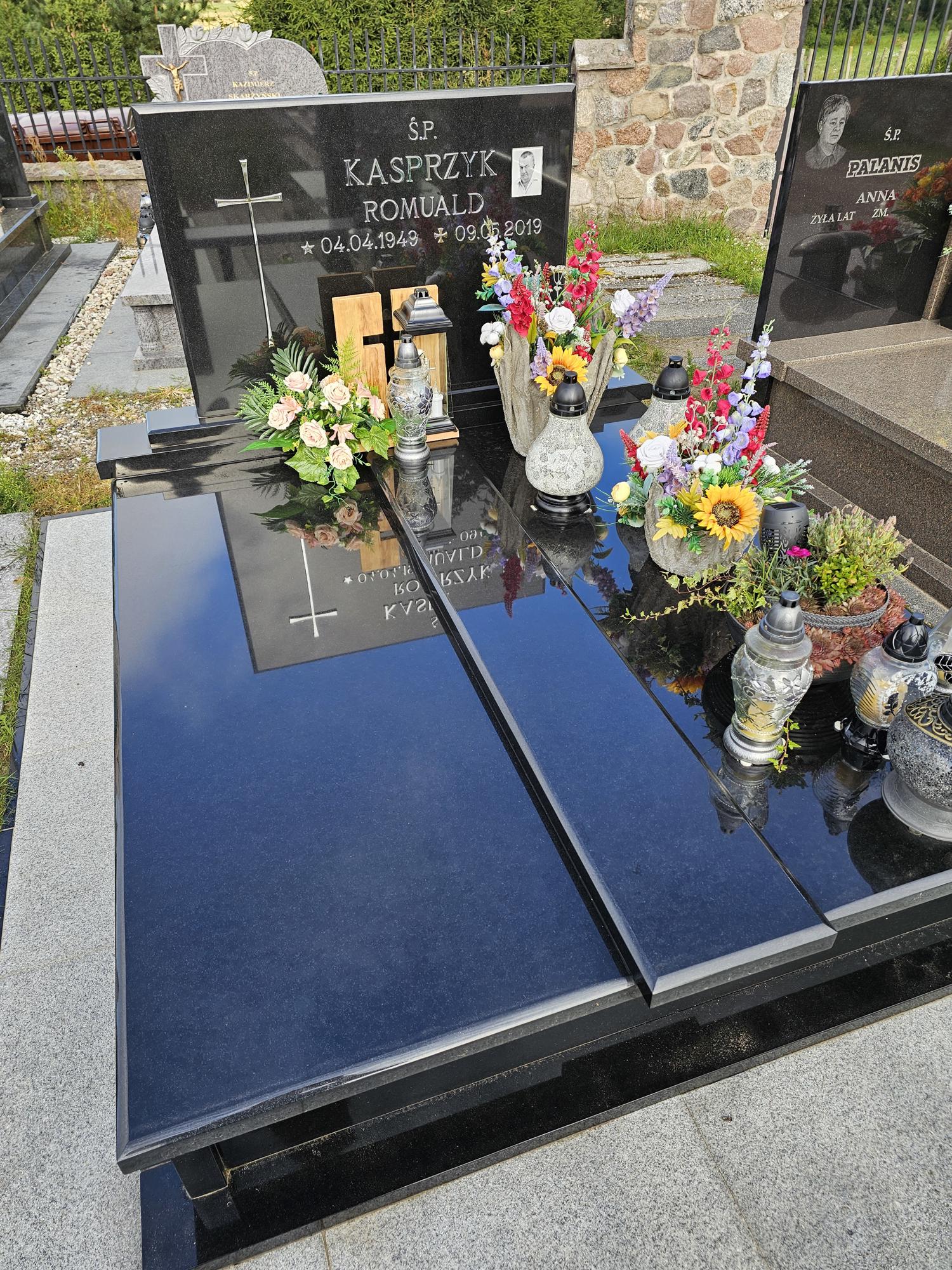 Romuald Kasprzyk 1949 Kowale Oleckie - Grobonet - Wyszukiwarka osób pochowanych