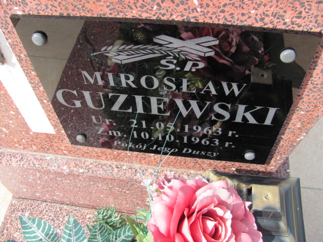 Mirosław Guziewski 1963 Kowale Oleckie - Grobonet - Wyszukiwarka osób pochowanych